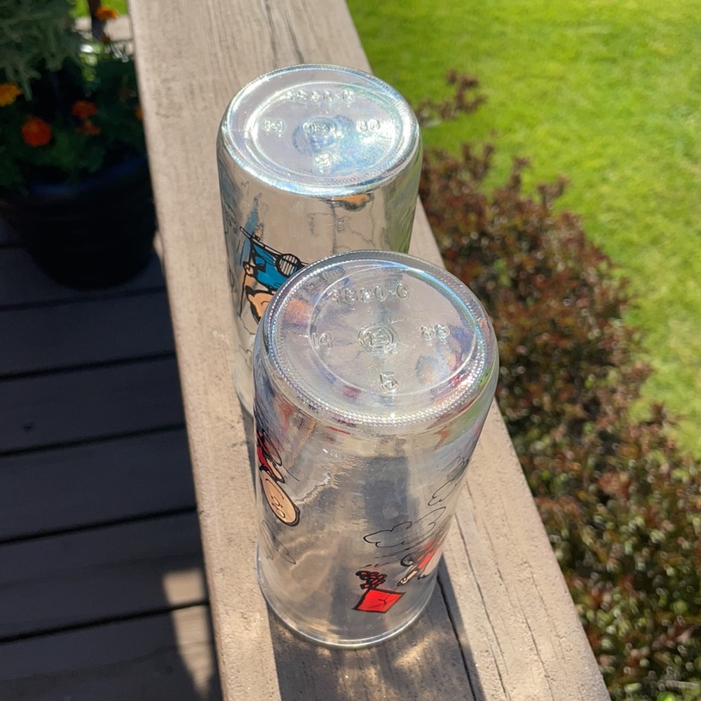 Pair of Charlie Brown and Lucy Peanuts Drinkware Glasses - Picture 7 of 10